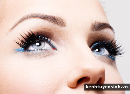 Khóa trang điểm cá nhân đầu 07-2011